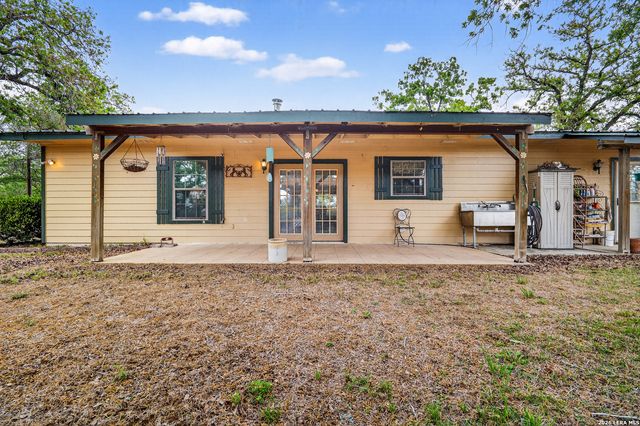 6360 Fm 1104, Kingsbury, TX 78638