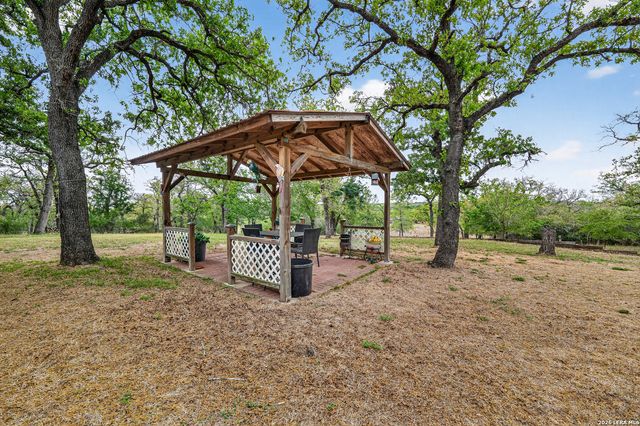 6360 Fm 1104, Kingsbury, TX 78638