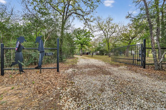 6360 Fm 1104, Kingsbury, TX 78638