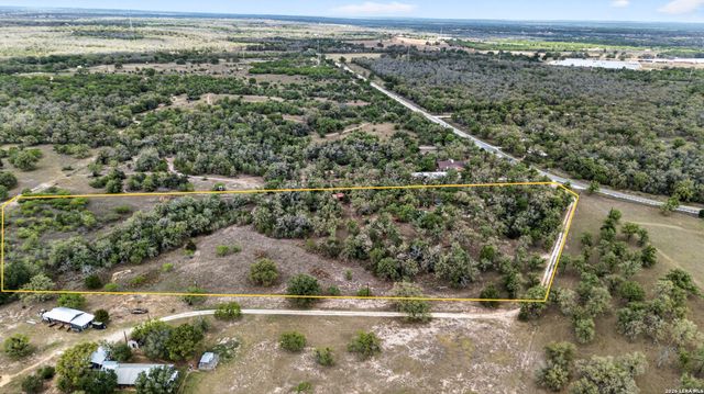 6360 Fm 1104, Kingsbury, TX 78638