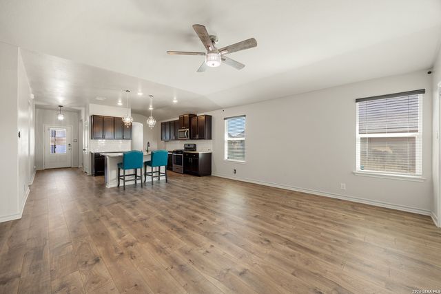 13044 Whisper Bnd, San Antonio, TX 78252