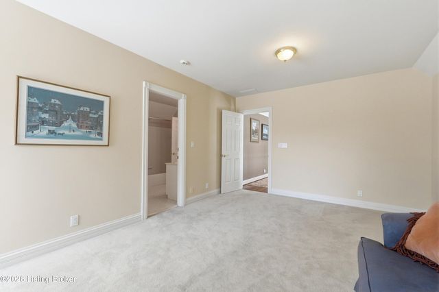 2013 Goshen Ln, Goshen, KY 40026