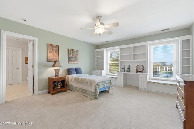 2013 Goshen Ln, Goshen, KY 40026