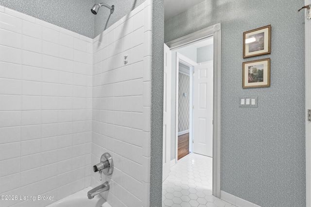 2013 Goshen Ln, Goshen, KY 40026
