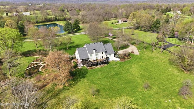 2013 Goshen Ln, Goshen, KY 40026