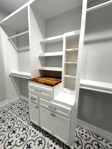 2513 Jura St, Baton Rouge, LA 70806