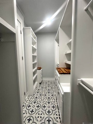 2513 Jura St, Baton Rouge, LA 70806