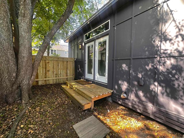 2513 Jura St, Baton Rouge, LA 70806