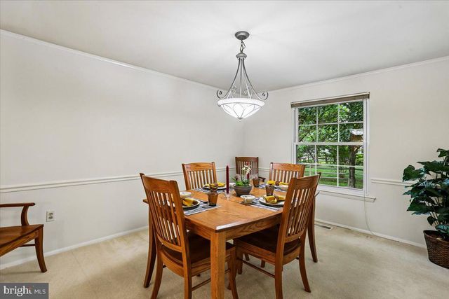 15709 INDIANOLA DR, Rockville, MD 20855