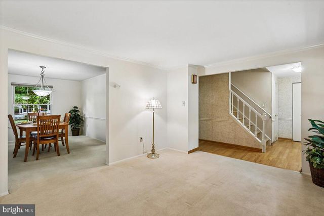 15709 INDIANOLA DR, Rockville, MD 20855
