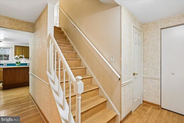 15709 INDIANOLA DR, Rockville, MD 20855