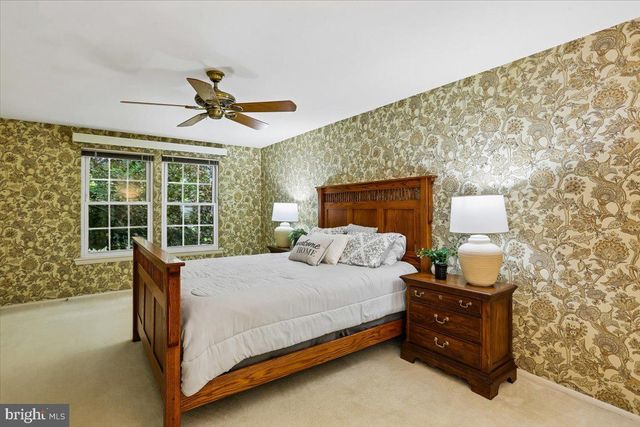 15709 INDIANOLA DR, Rockville, MD 20855