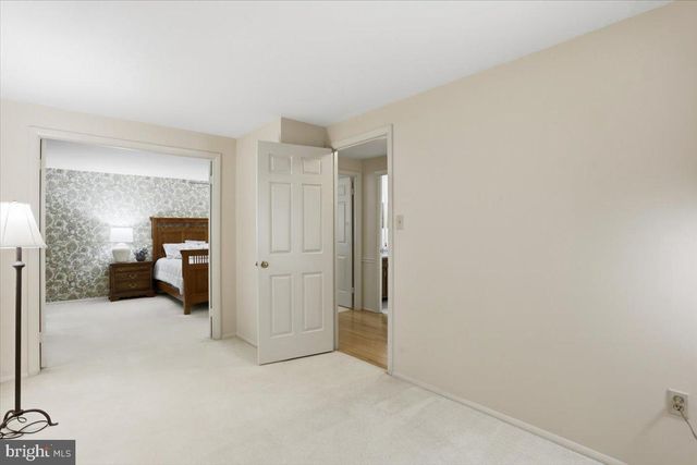15709 INDIANOLA DR, Rockville, MD 20855