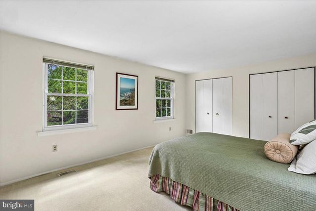 15709 INDIANOLA DR, Rockville, MD 20855