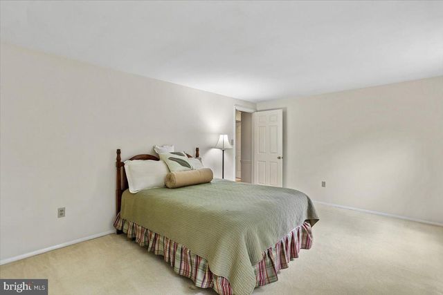 15709 INDIANOLA DR, Rockville, MD 20855