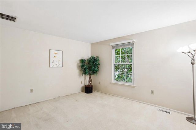 15709 INDIANOLA DR, Rockville, MD 20855