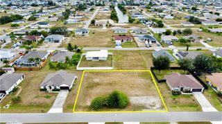 110 NE 11th LN, Cape Coral, FL 33909