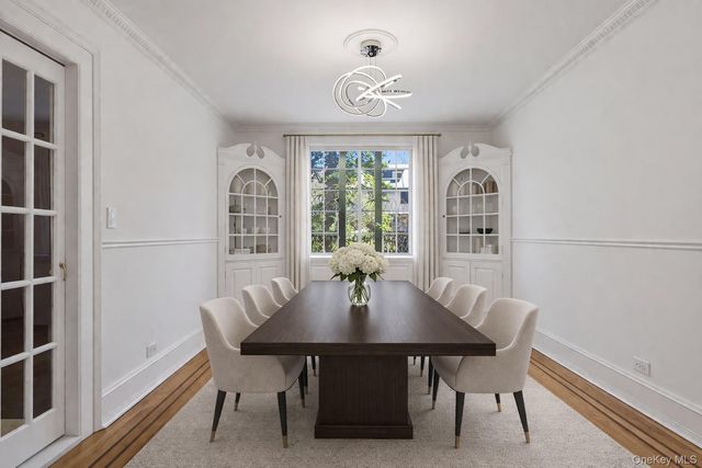 8 Parkway Drive, Pelham, NY 10803