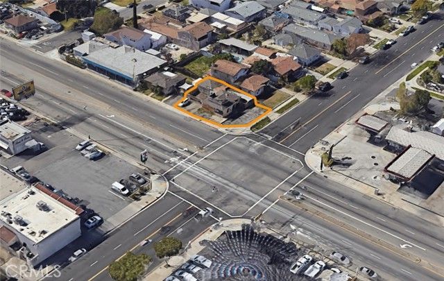 8858 Flower, Bellflower, CA 90706