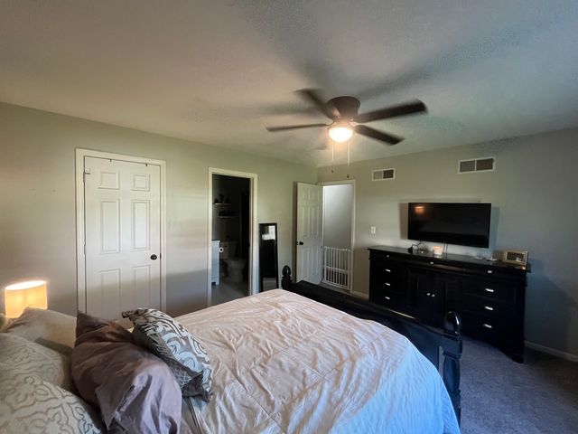 348 N Cleveland Avenue, Bradley, IL 60915