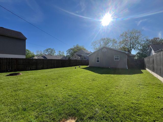 348 N Cleveland Avenue, Bradley, IL 60915