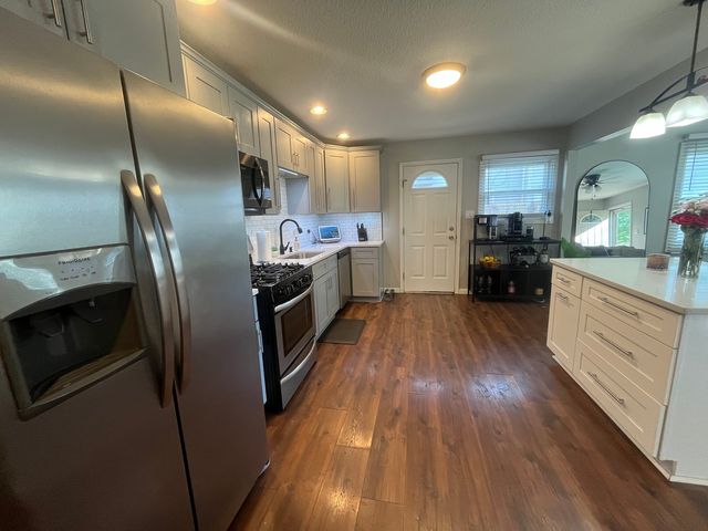 348 N Cleveland Avenue, Bradley, IL 60915