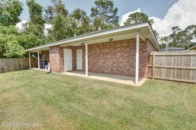 1713 Stevens Street, B, Biloxi, MS 39531