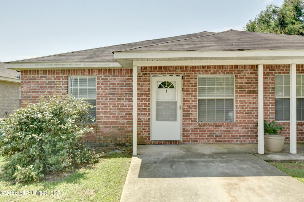 1713 Stevens Street, B, Biloxi, MS 39531