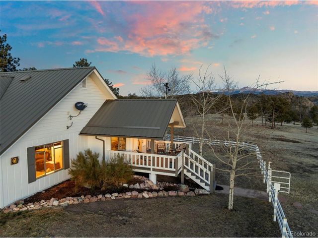 537 Chapparal Trl, Florissant, CO 80816