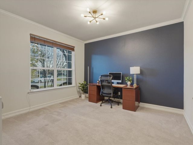 4844 Meadow Falls Drive, Fort Worth, TX 76244