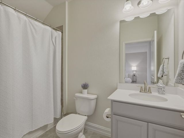 4844 Meadow Falls Drive, Fort Worth, TX 76244