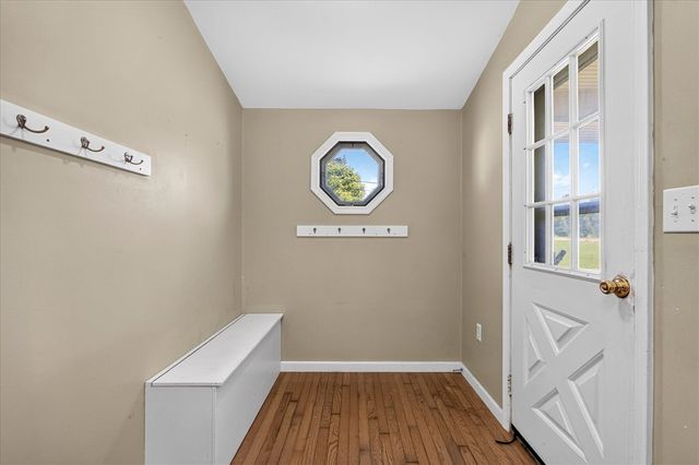 6859 Kruger Road, Three Oaks, MI 49128