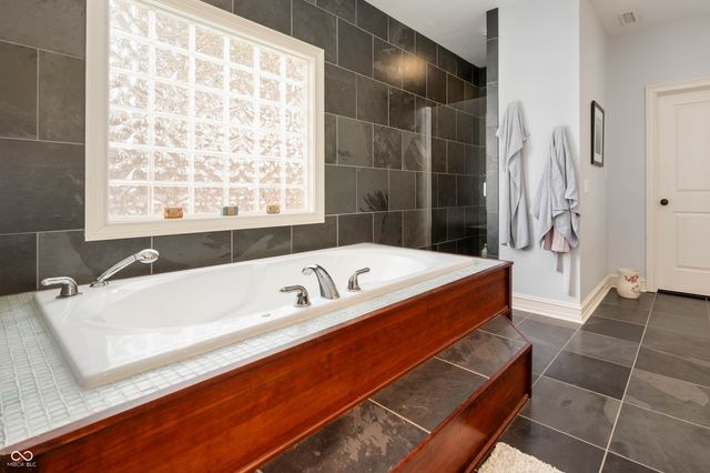 8450 Preservation Way, Indianapolis, IN 46278