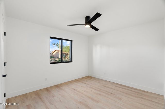 1643 W GRISWOLD Road, Phoenix, AZ 85021