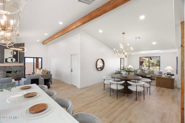 1643 W GRISWOLD Road, Phoenix, AZ 85021