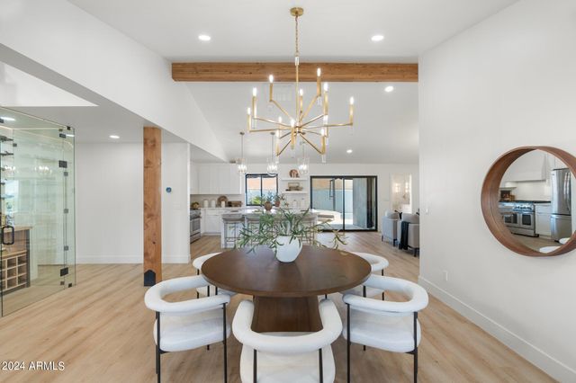 1643 W GRISWOLD Road, Phoenix, AZ 85021
