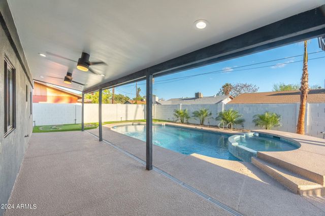 1643 W GRISWOLD Road, Phoenix, AZ 85021