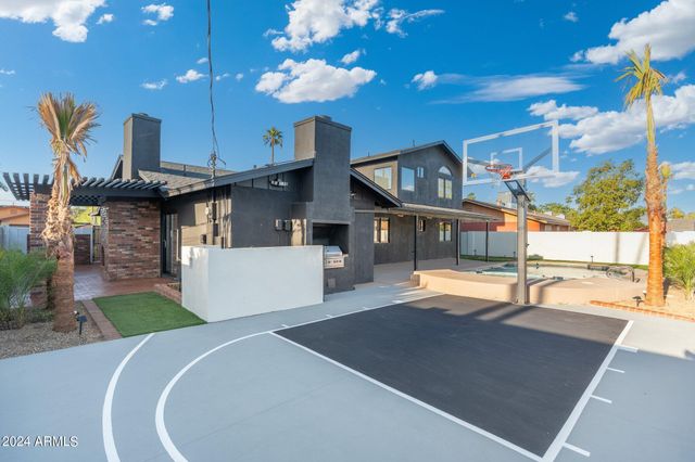 1643 W GRISWOLD Road, Phoenix, AZ 85021