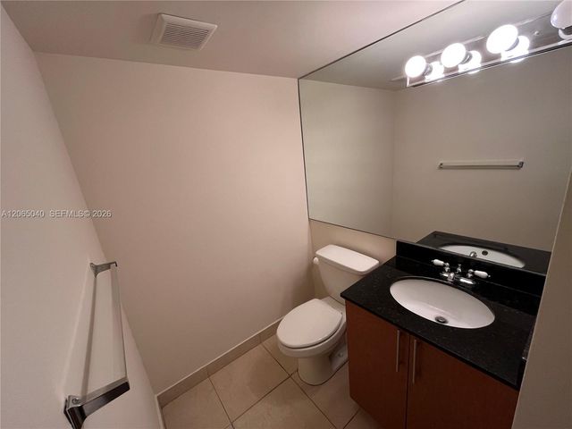 1605 Bay Road 403, Miami Beach, FL 33139