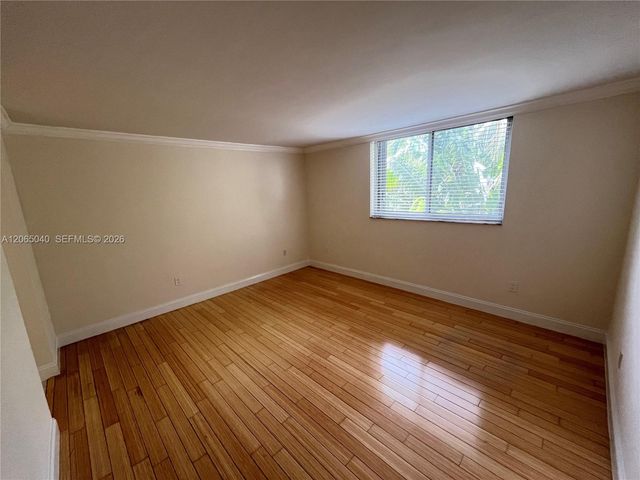 1605 Bay Road 403, Miami Beach, FL 33139