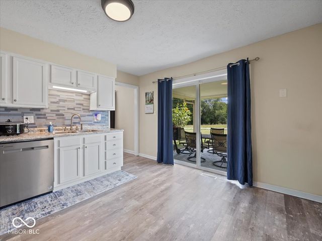 31 W Northeast Court, Shelbyville, IN 46176