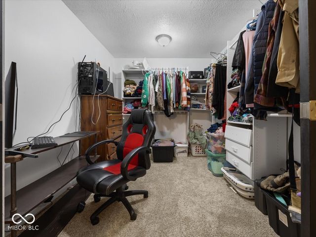 31 W Northeast Court, Shelbyville, IN 46176