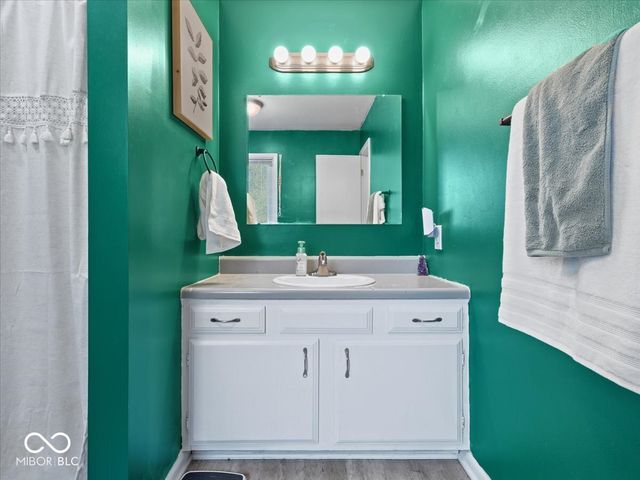 31 W Northeast Court, Shelbyville, IN 46176