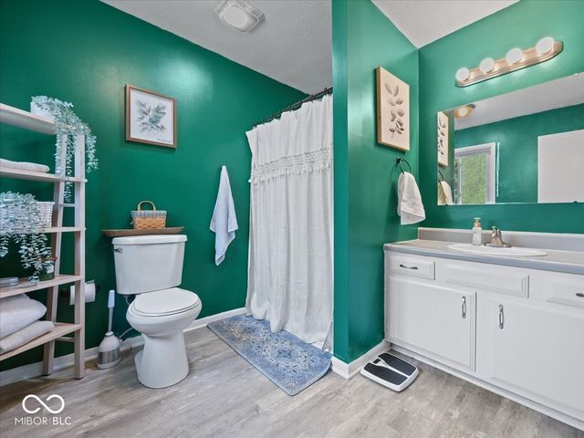 31 W Northeast Court, Shelbyville, IN 46176