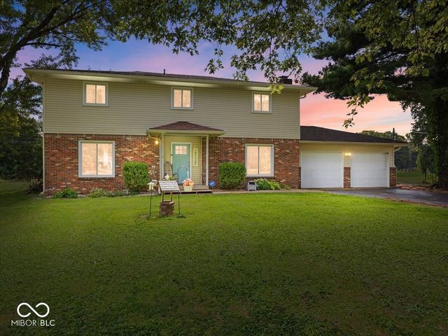 31 W Northeast Court, Shelbyville, IN 46176