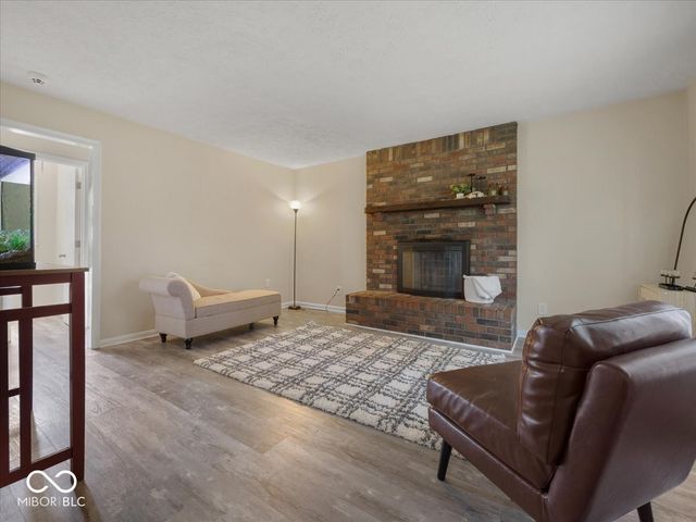 31 W Northeast Court, Shelbyville, IN 46176