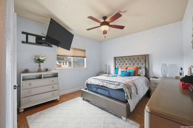 117 VINTAGE RUN, La Vernia, TX 78121