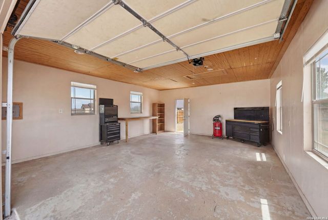 117 VINTAGE RUN, La Vernia, TX 78121