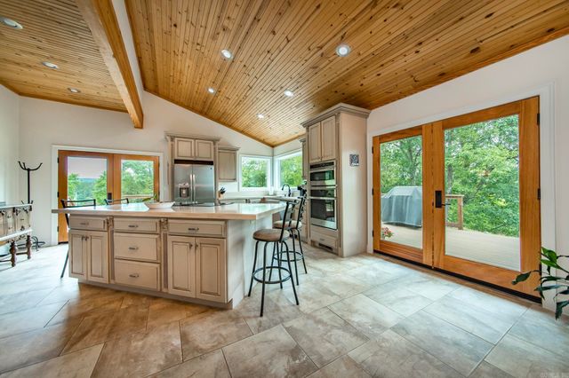 170 Maxwell House Road, Tumbling Shoals, AR 72581