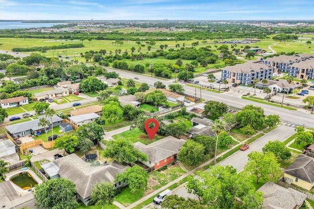 473 University Dr, Corpus Christi, TX 78412